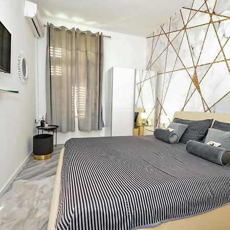 Luxury Apartment Laura Zára Kültér fotó