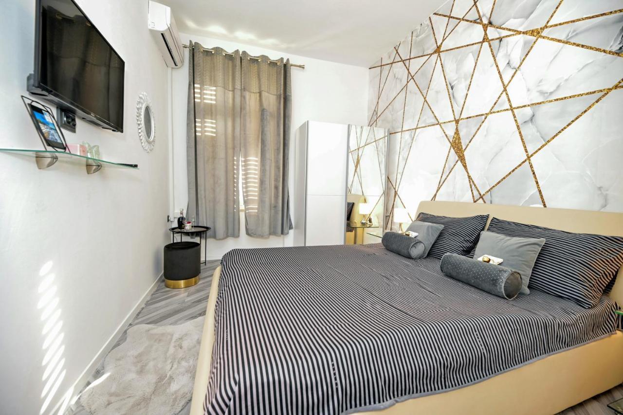 Luxury Apartment Laura Zára Kültér fotó