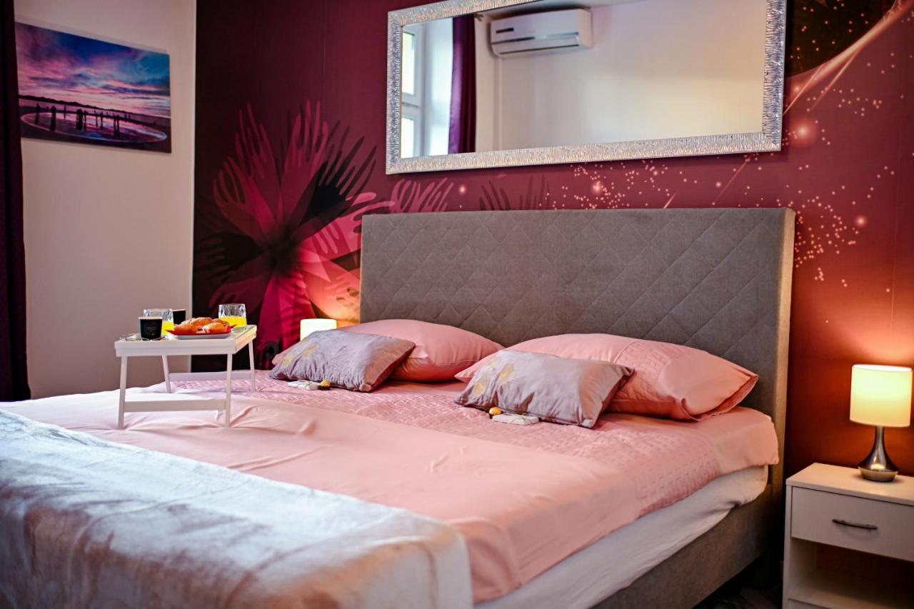 Luxury Apartment Laura Zára Kültér fotó