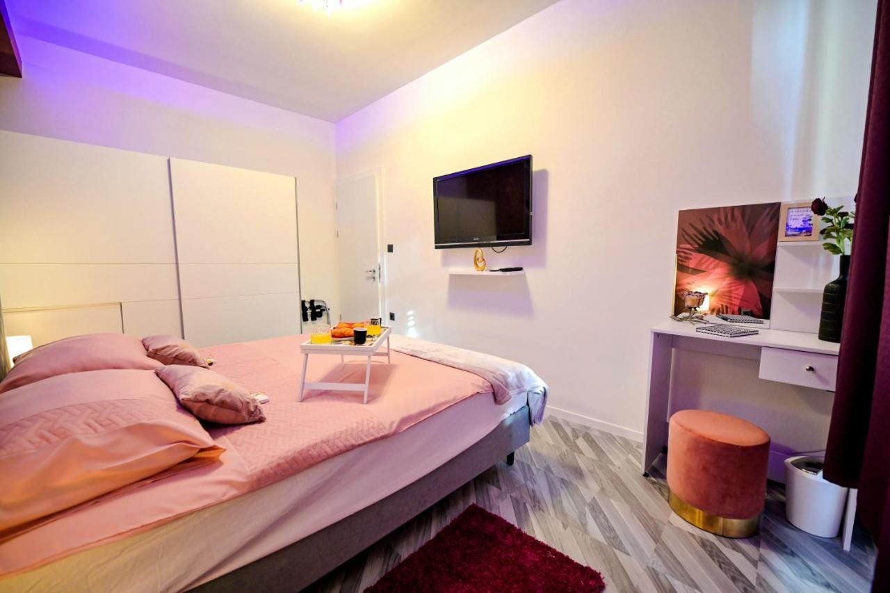 Luxury Apartment Laura Zára Kültér fotó