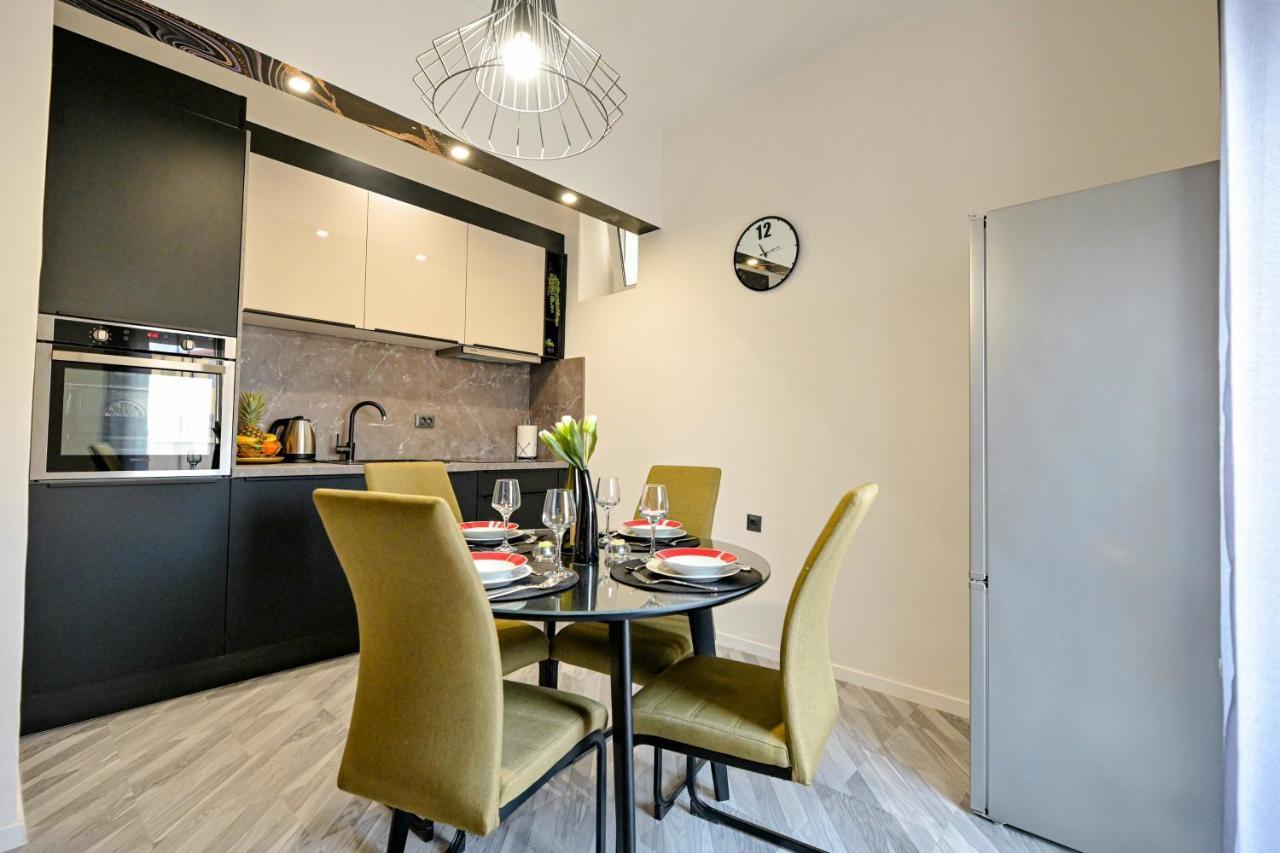 Luxury Apartment Laura Zára Kültér fotó
