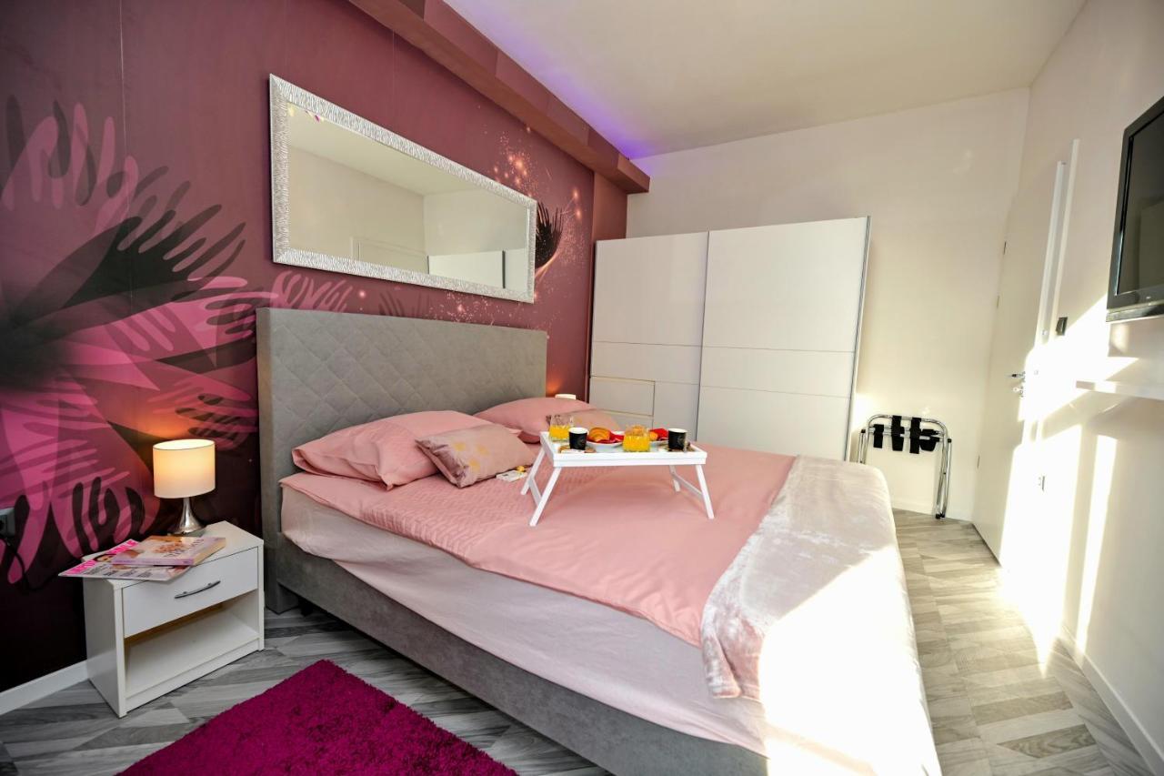 Luxury Apartment Laura Zára Kültér fotó